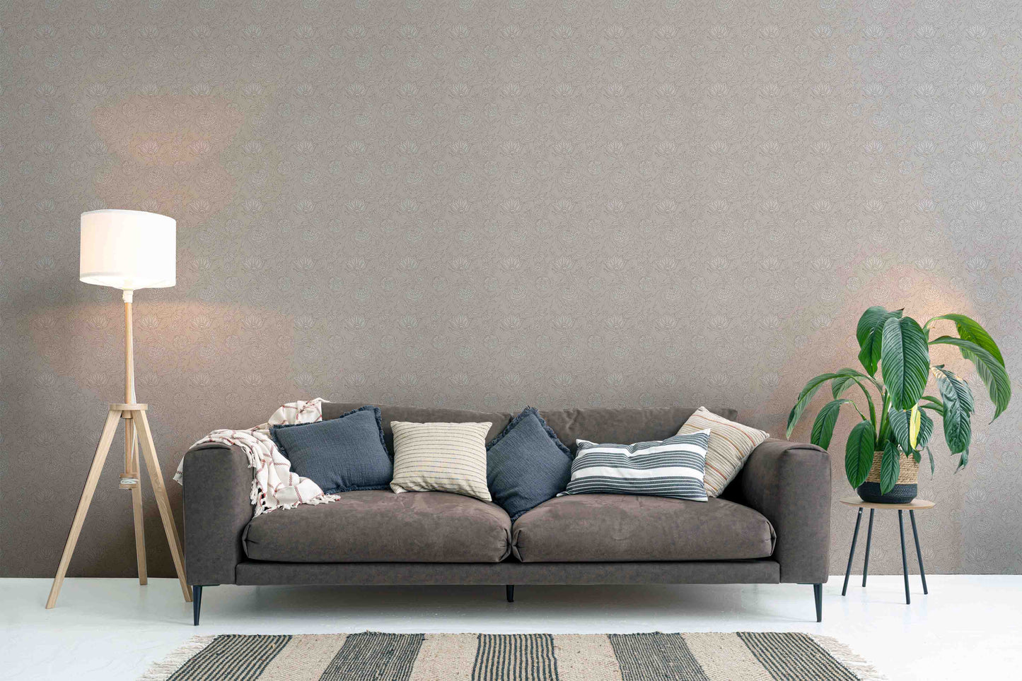 ornate(off white) (che 127)